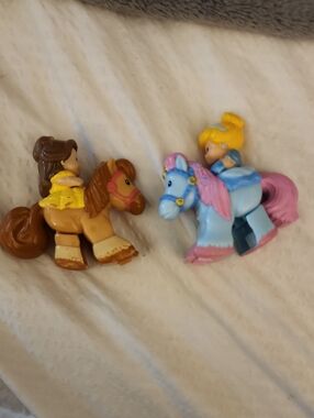Fisher Price  KIP KLOP Vintage Cinderella & BELLE  Figures - Playset Toys